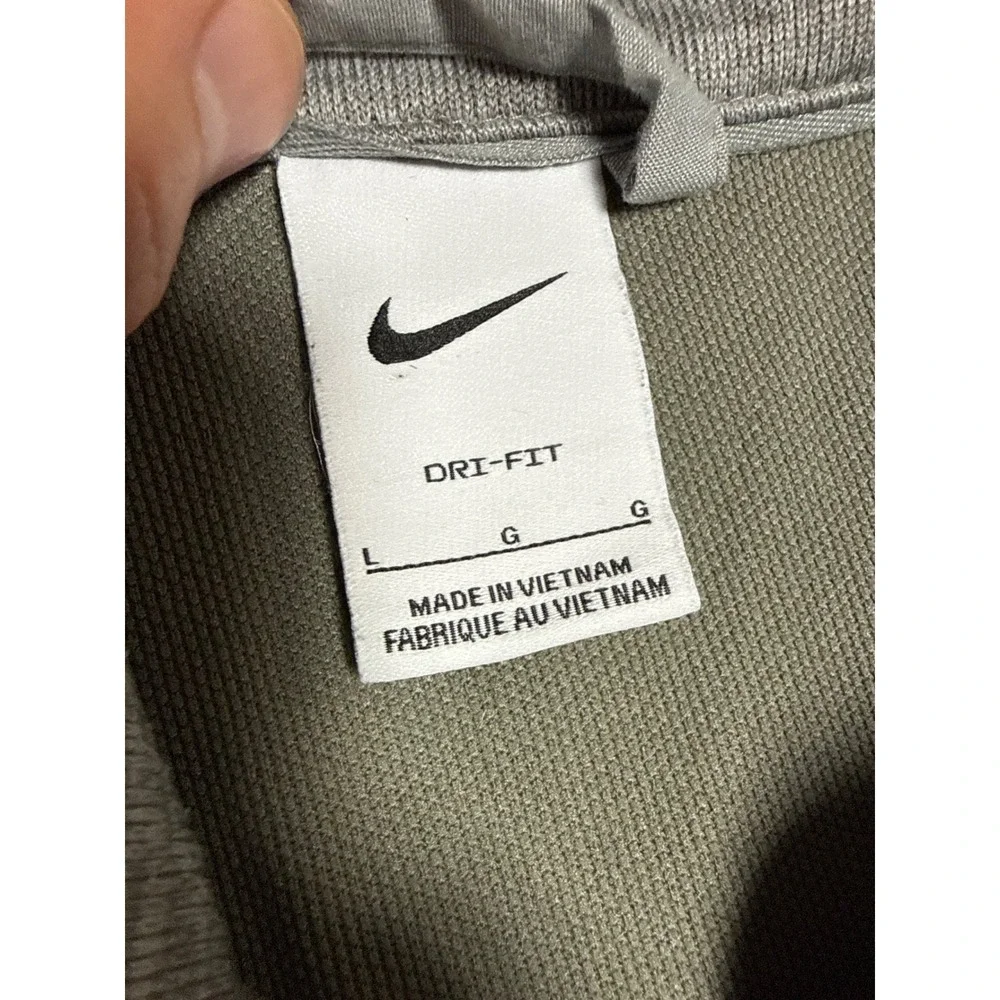 Nike Dri-FIT Mens L Grey Quarter Zip Pullover DH0986-003 Mock Neck Sweatshirt